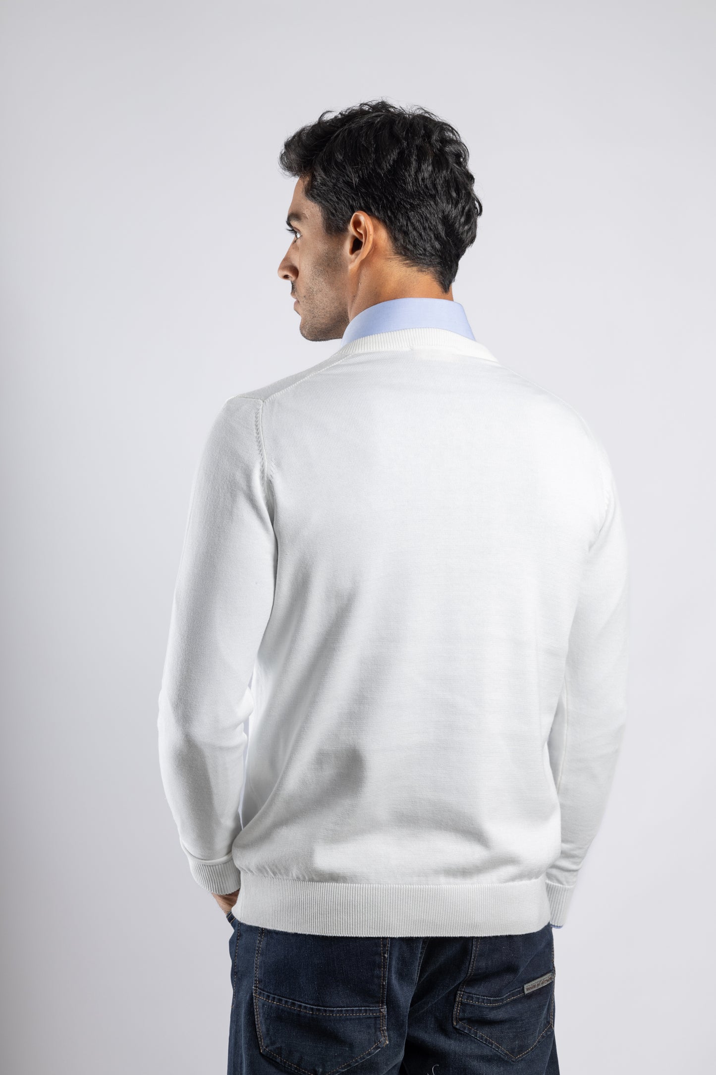 White Plain V-Neck Cotton Pullover