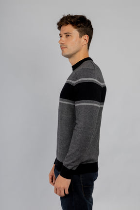 Black striped crewneck pullover