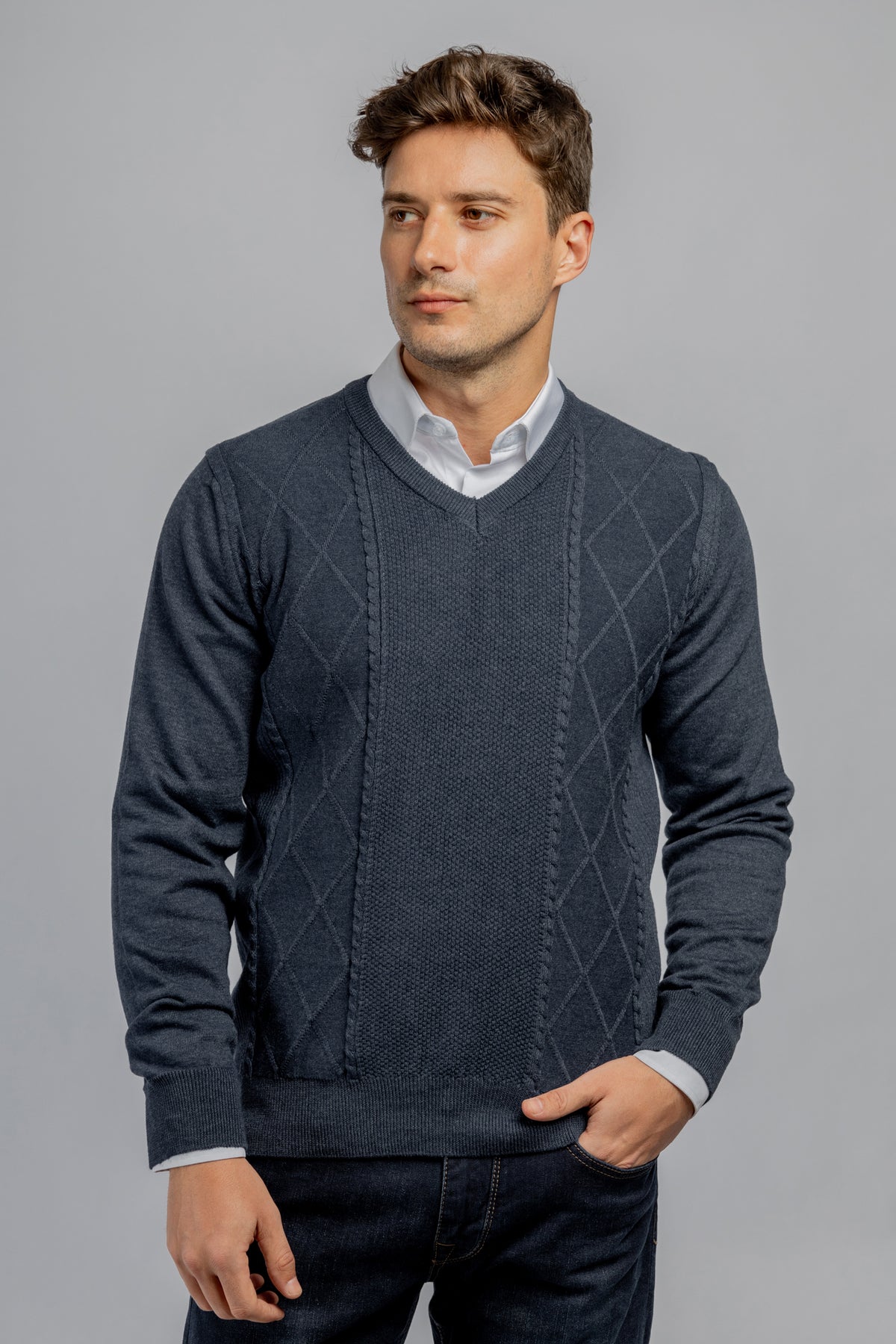 Navy V-neck Links Cotton Pullover