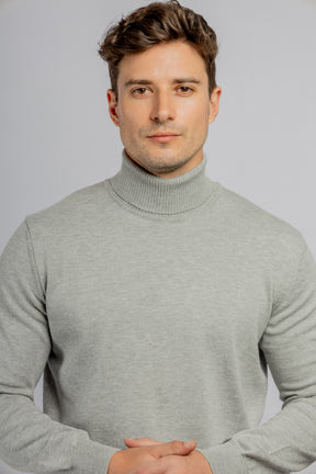 Light grey cotton high collar pullover