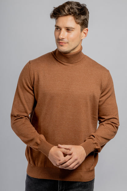 Brown cotton high collar pullover