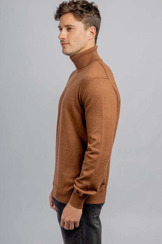 Brown cotton high collar pullover