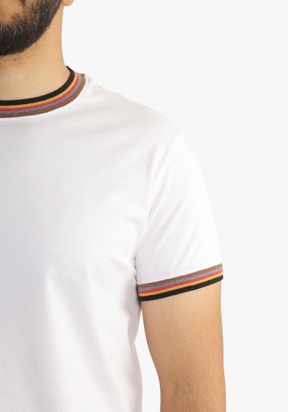 Off-White Basic Plain T-shirt with a Trico Collar